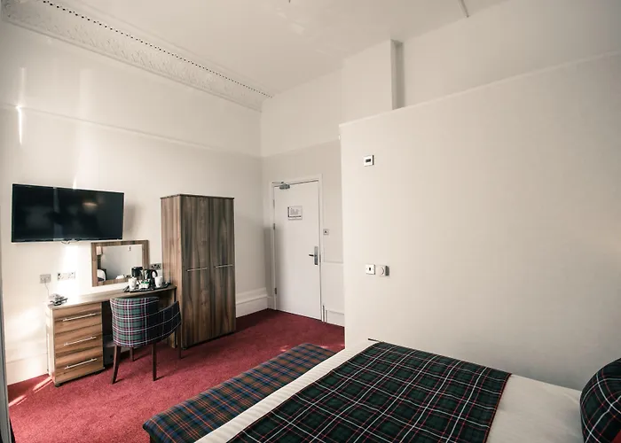 Ξενοδοχείο Royal West End 3*