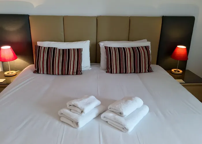 Tolbooth By Principal Apartment *