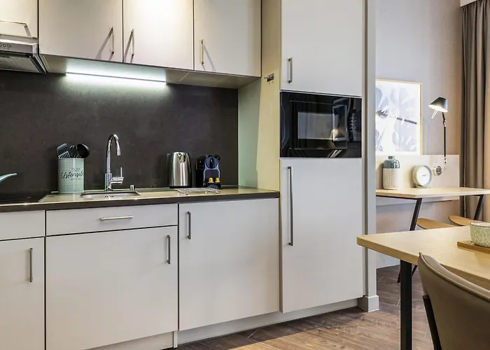 Adagio Apartmanhotel 4*