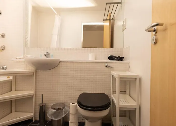 Appartamento Muirhouse 2br With Free Parking *