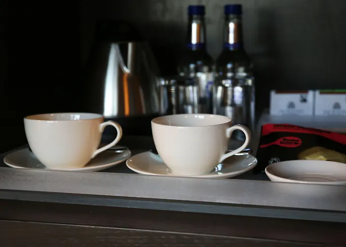 Отель Dakota 5*