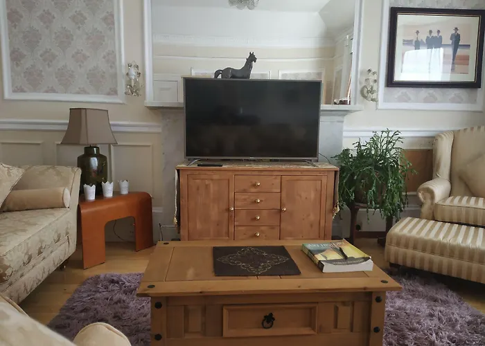 Busby Apartments شقة *