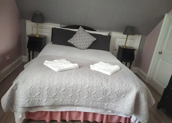 Number 52 Charlotte Street * 格拉斯哥