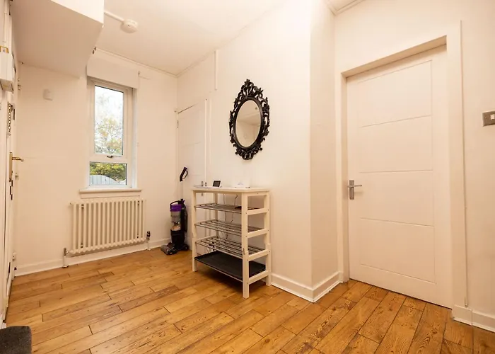 Knightswood * Glasgow