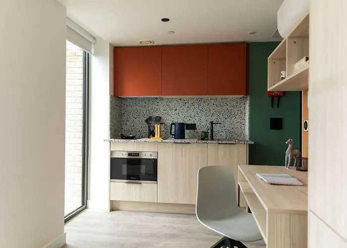 For Students Only Martha Street * غلاسغو