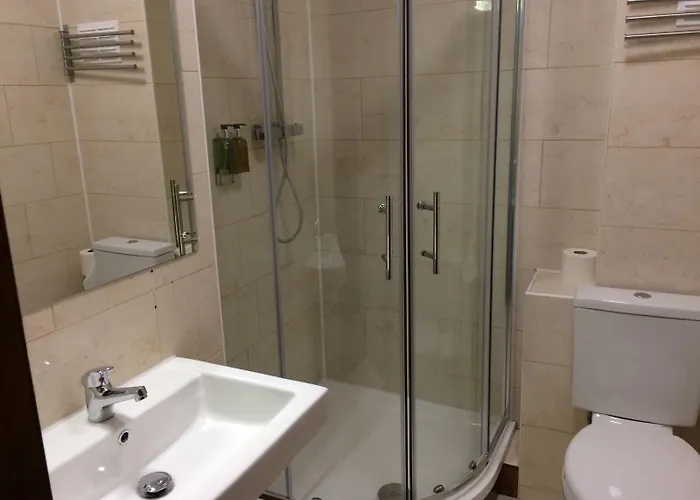 Crosshill House Hotel