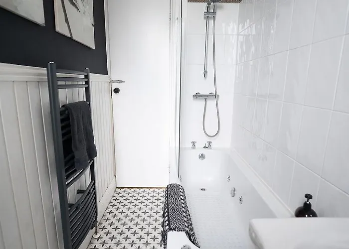 Appartamento Traditional Close To Centre & Hampden Glasgow