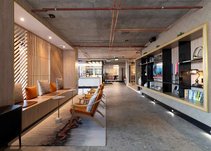 Sandman Signature 4*