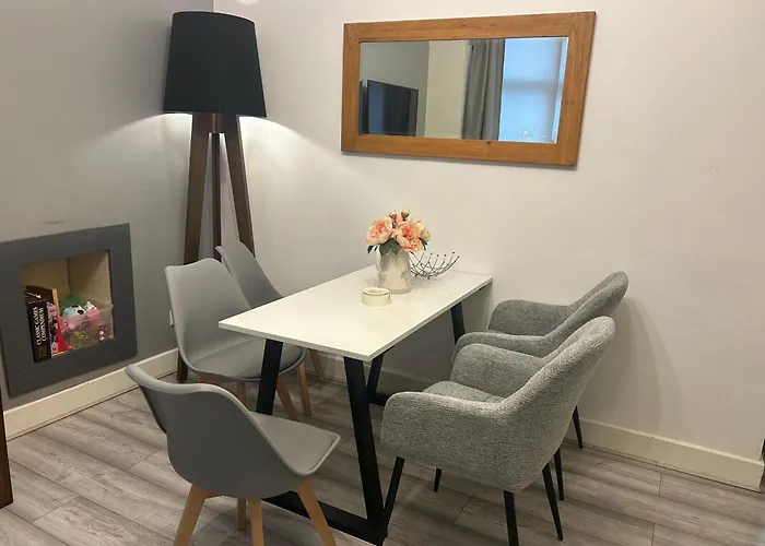 2b Near Sec, Ovo Hydro & Centre *