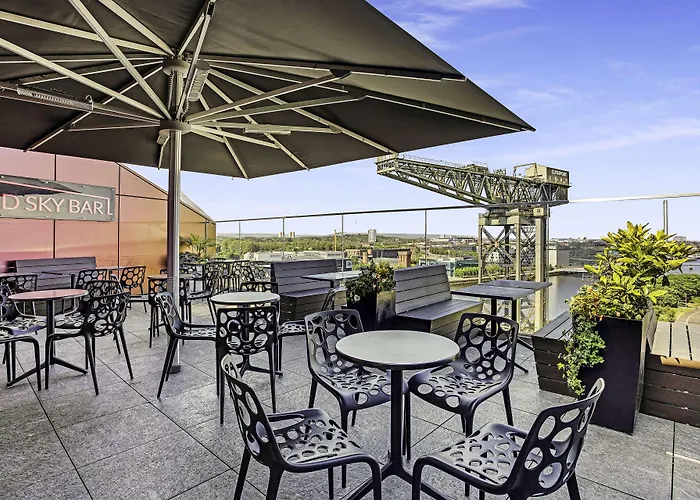 Radisson Red Hotel, 4* Glasgow