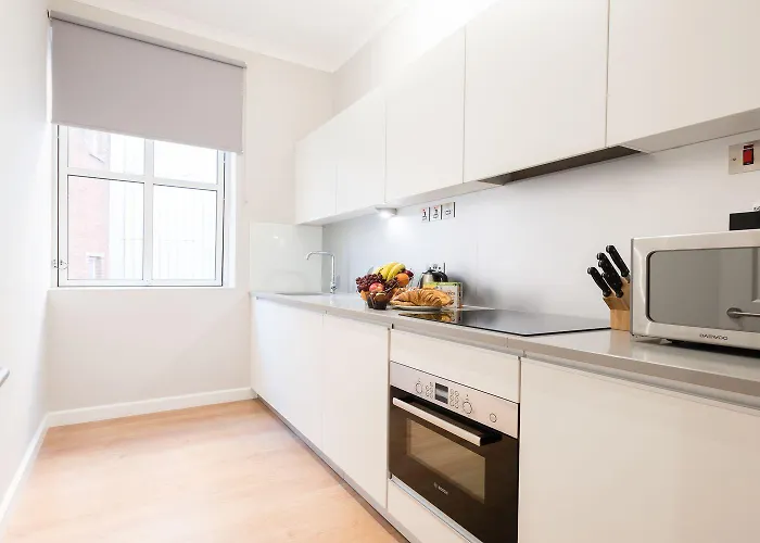 Premier Bath Street Apartman *