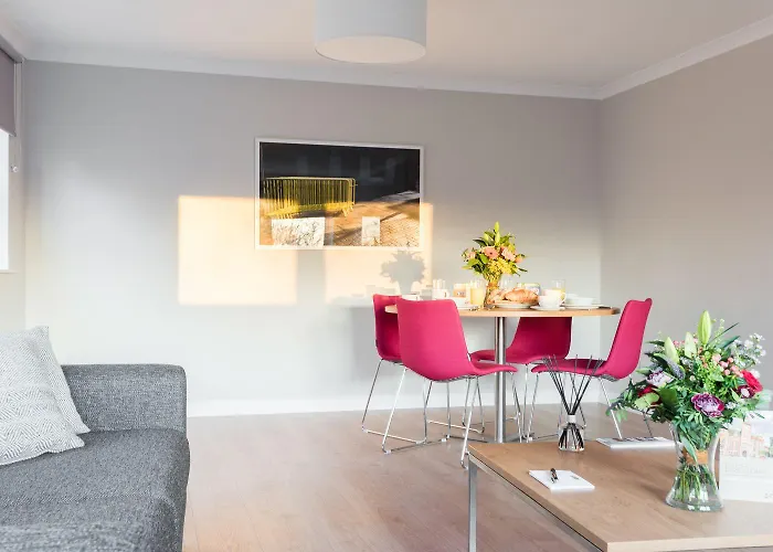 Premier Bath Street *