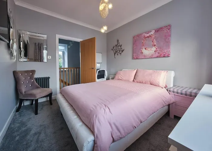 Torrance-village Near *