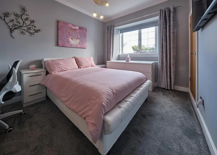 Torrance-village Near Villa