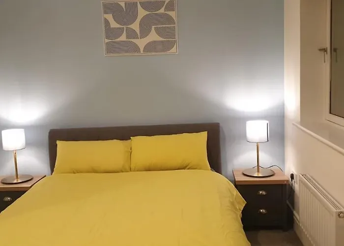 Ferienhaus Oatlands Oasis-free Parking-2 Minutes From M74 Glasgow