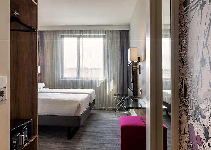 Moxy Merchant 3* Glasgow