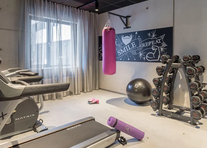 Moxy Merchant 3* Glasgow