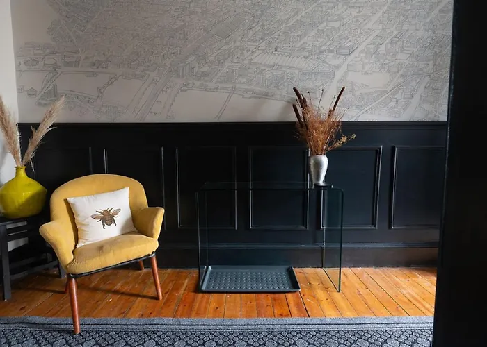 Traditional Close To Centre & Hampden Appartamento