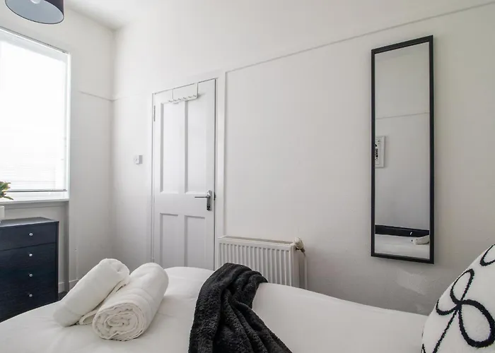 Bella House - 3 Bed House In 公寓