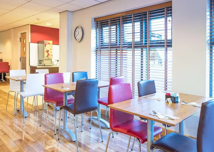 Travelodge Airport 3* Glasgow