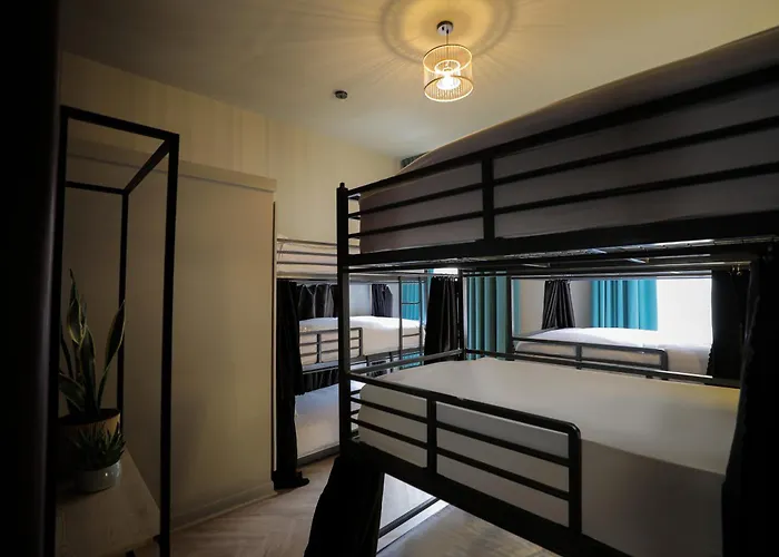 Revolver Hotel Glasgow