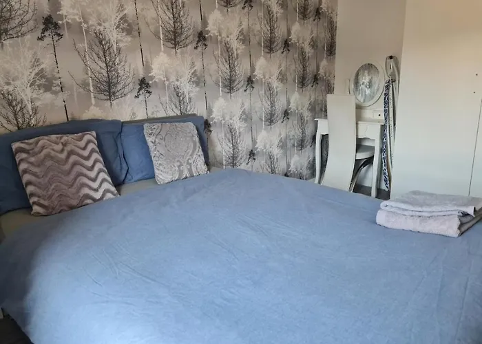 City, Celtic Park & Emirates Stadium Apartment, For Families Or Age Over 23 Διαμέρισμα Γλασκώβη