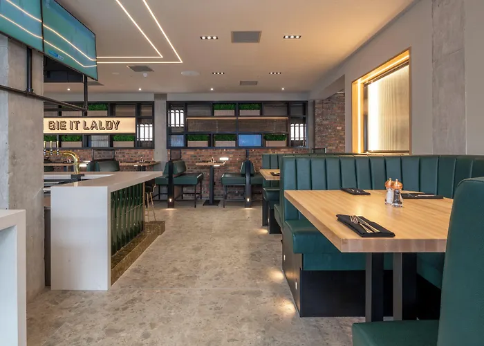 酒店 Sandman Signature 4*