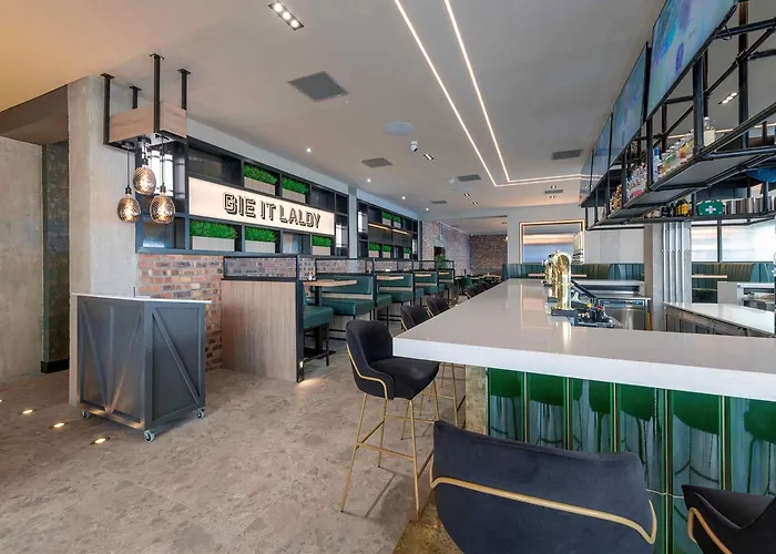 Sandman Signature מלון