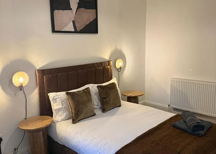 2br Flat West End Near Kelvingrove And Centre