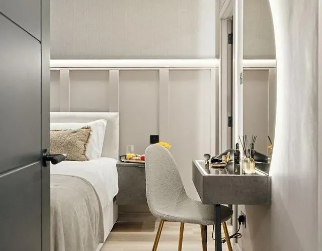 2br West End Near Botanic Gardens Lejlighed