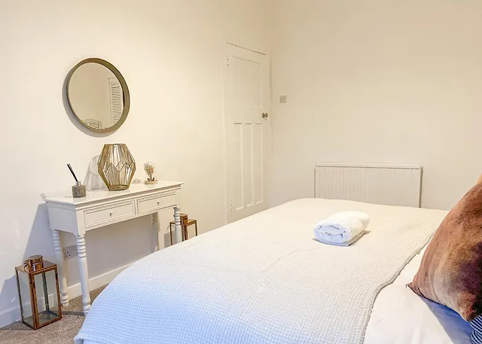 Attractive 3 Bedroom * Glasgow