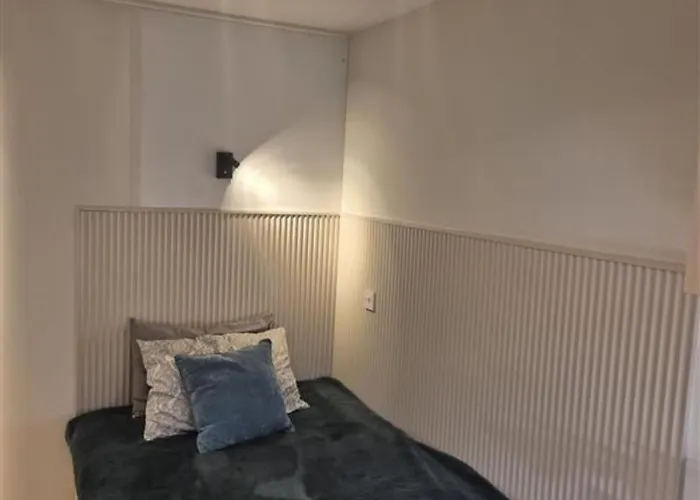 For Student Only Student Roost Gibson Street グラスゴー