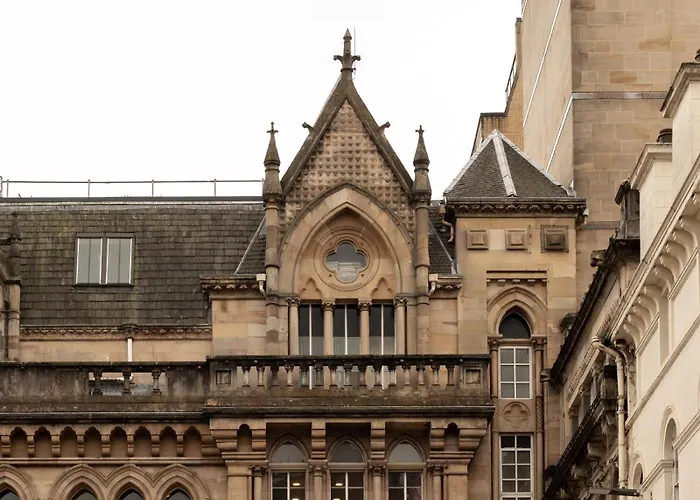 Moment Blythswood St