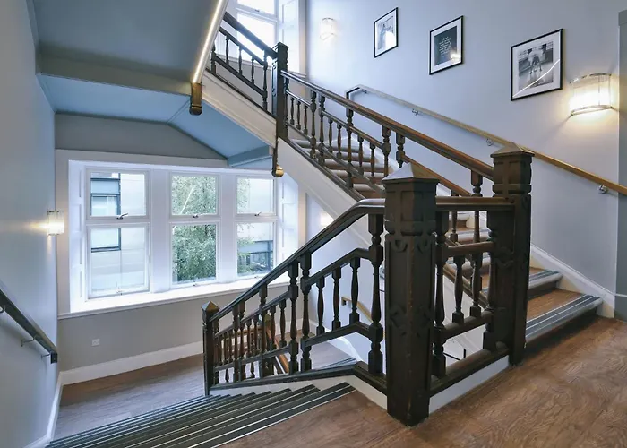 For Students Only - The Ballet School In * Glasgow