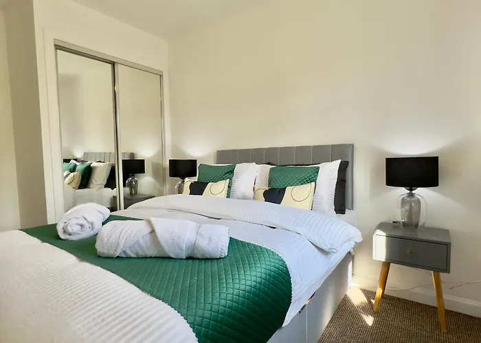 Stylish With Free Parking Near Town * Glasgow