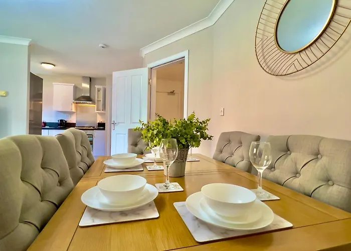 Stylish With Free Parking Near Town * Glasgow