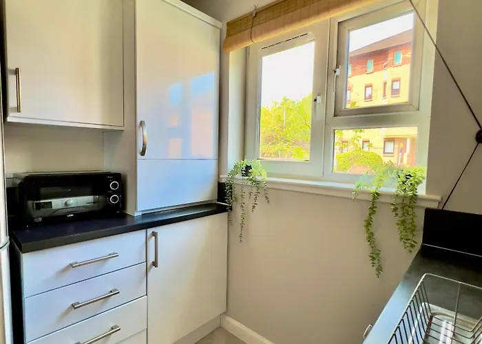 Appartamento Stylish With Free Parking Near Town