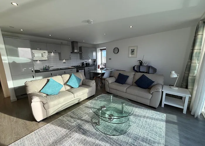 Principal - Clyde Waterfront *