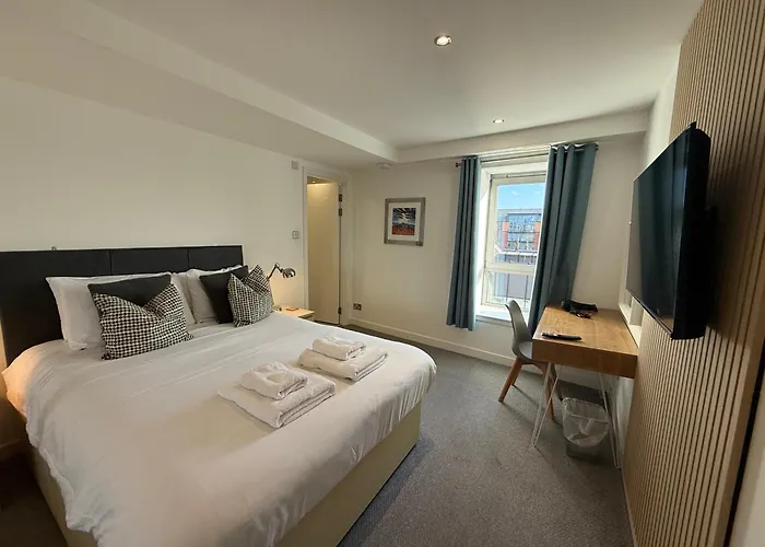 Principal - Clyde Waterfront *