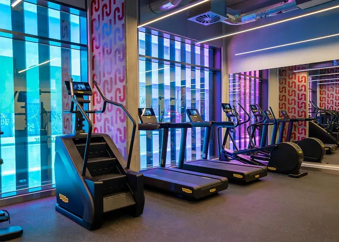 The Social Hub Extended 3* Glasgow