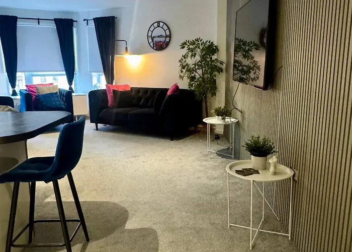 Glas Go Executive 2-bedroom Near Ovo Hydro Free Parking Apartman *