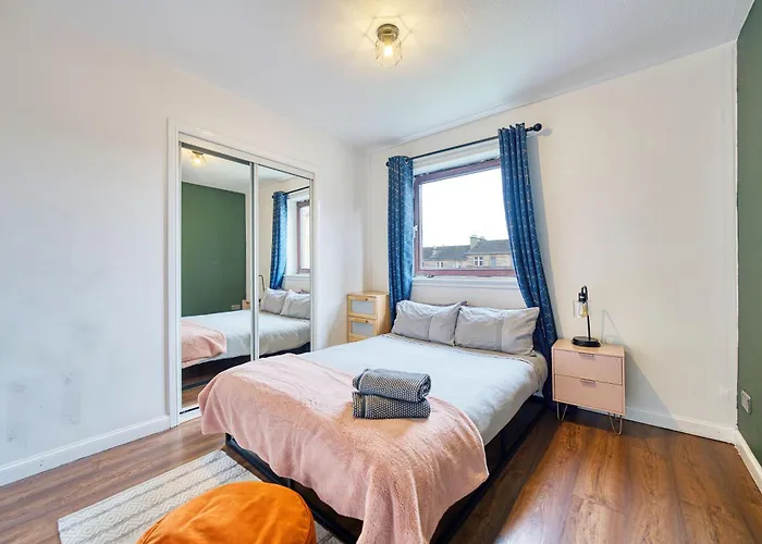 New Slick Finnieston Pad W/ Free Parking アパート