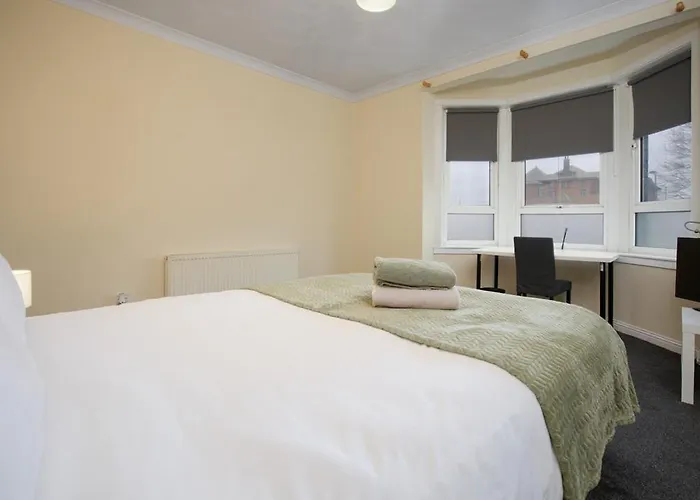 Apartament Group 3br Close To Hydro And Secc With Parking Glasgow