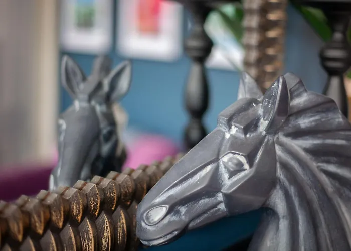 Newly Renovated Flat In Trendy Finnieston グラスゴー