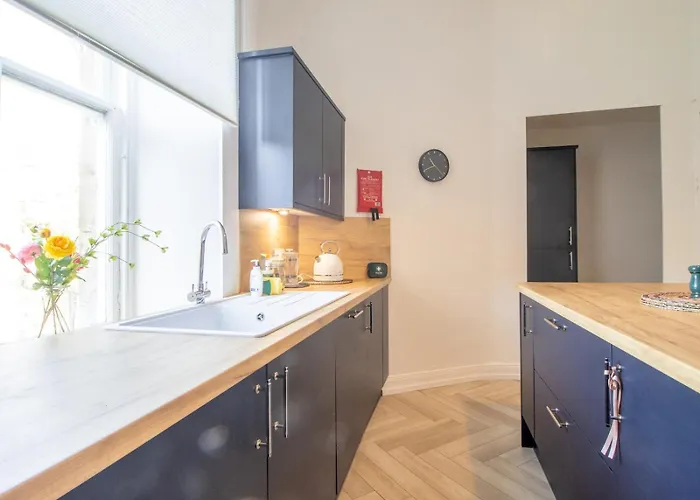 Lejlighed Pass The Keys Victoria Road Queens Park View *