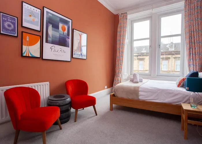 Апартаменты Newly Renovated Flat In Trendy Finnieston