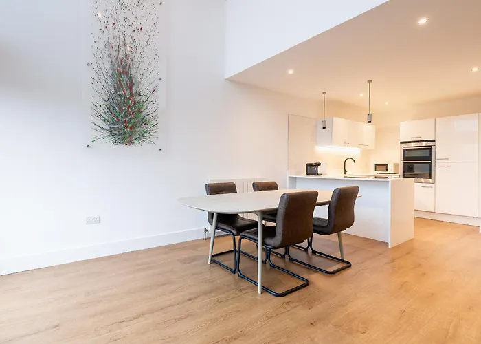 Centre With Free Secure Underground Parking