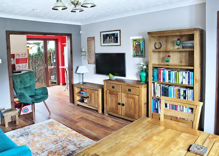 A Cosy House Near The Centre Дом отдыха