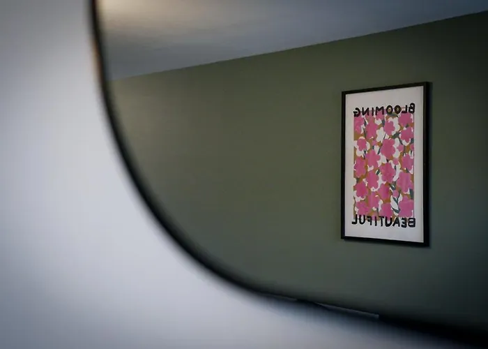 2bed East End Gem With Free Parking *