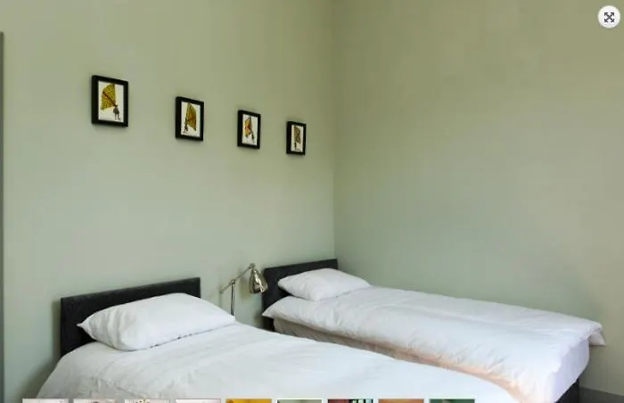 7 Crown Gardens 度假居 *